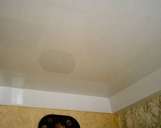 потолок из панелей пвх