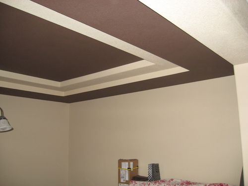 Как покрасить потолок без разводов акриловой краской